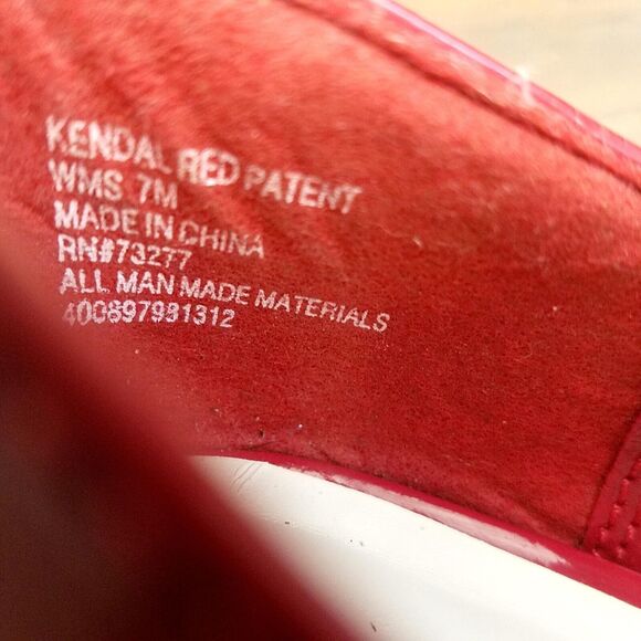 Apt. 9 Womens Kendal Size 7 Red Slip On Peep Toe Patent Heel Pumps - Picture 9 of 9